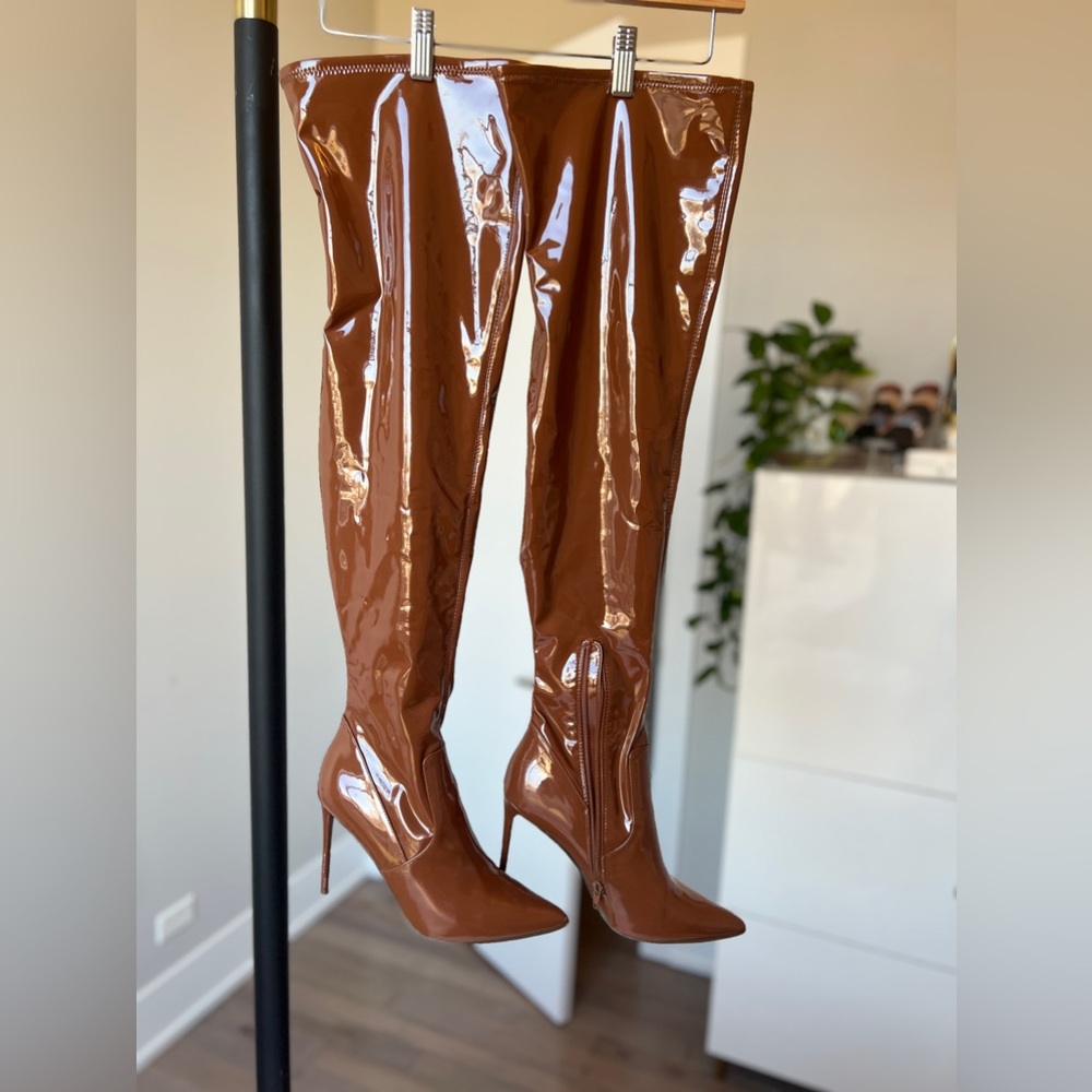 Steve Madden Womens Over the Knee Latex Heeled Boot